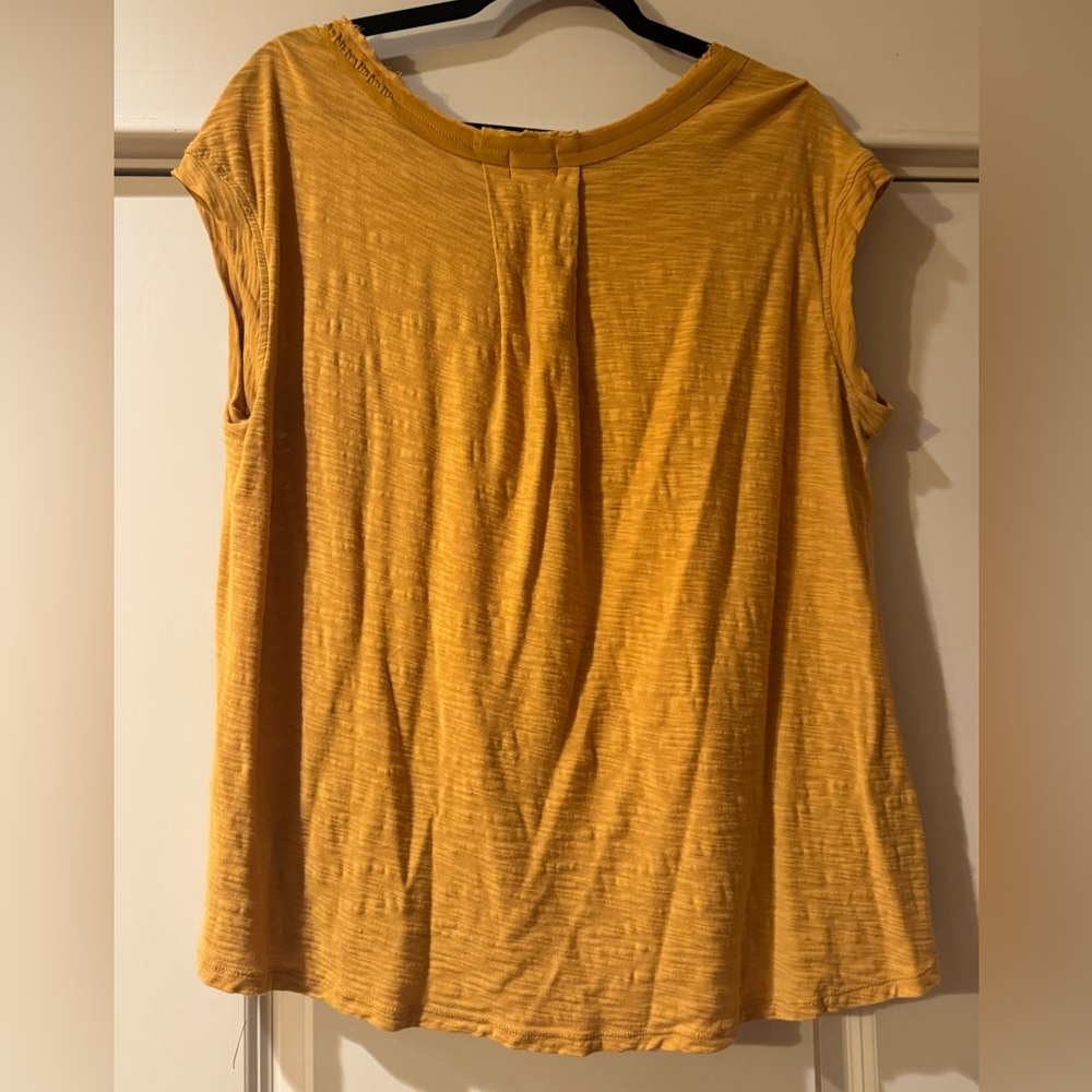 Anthropologie Top - Picture 2 of 3